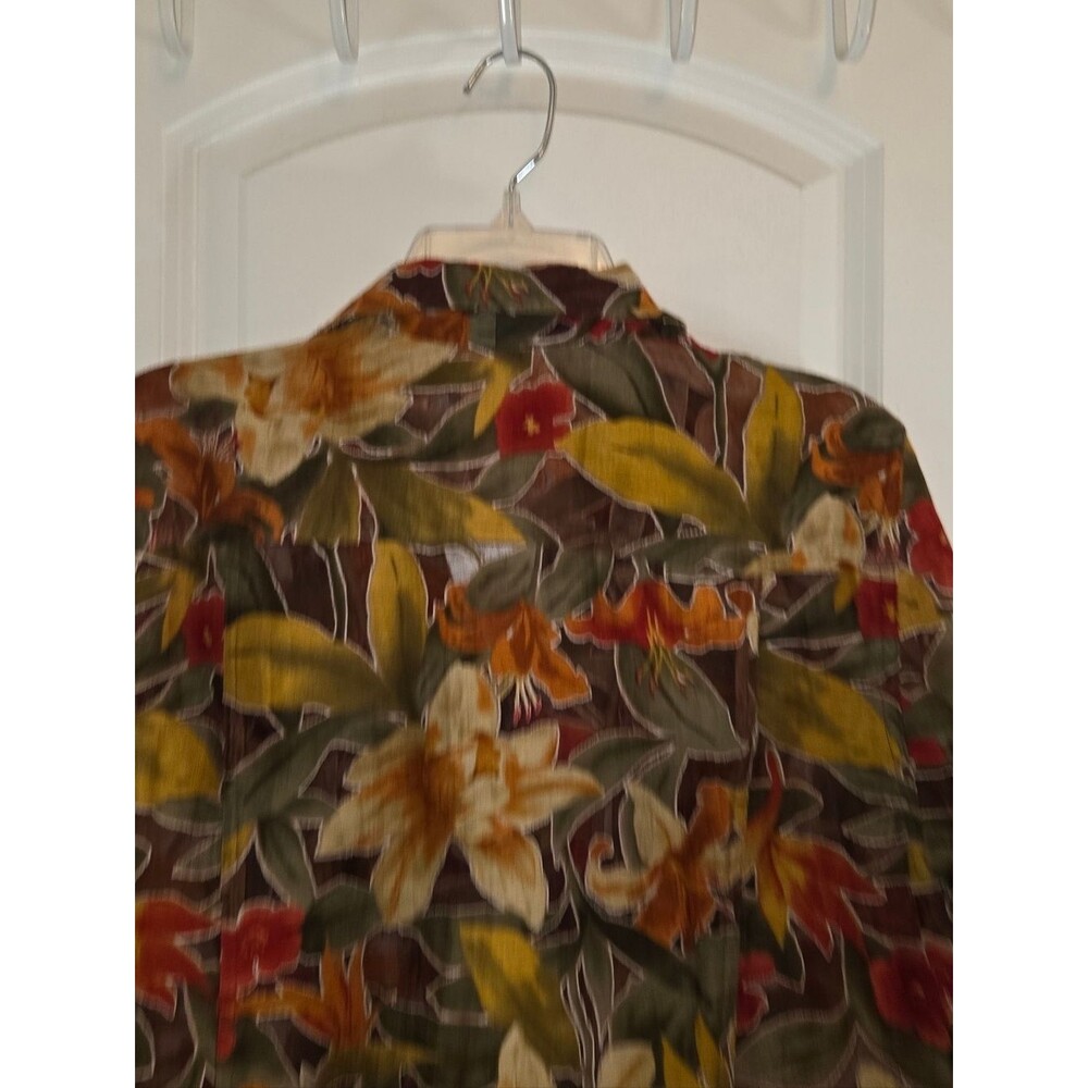 Alfred Dunner Semi Sheer Tropical Floral Print Button Down Shirt - Picture 9 of 10